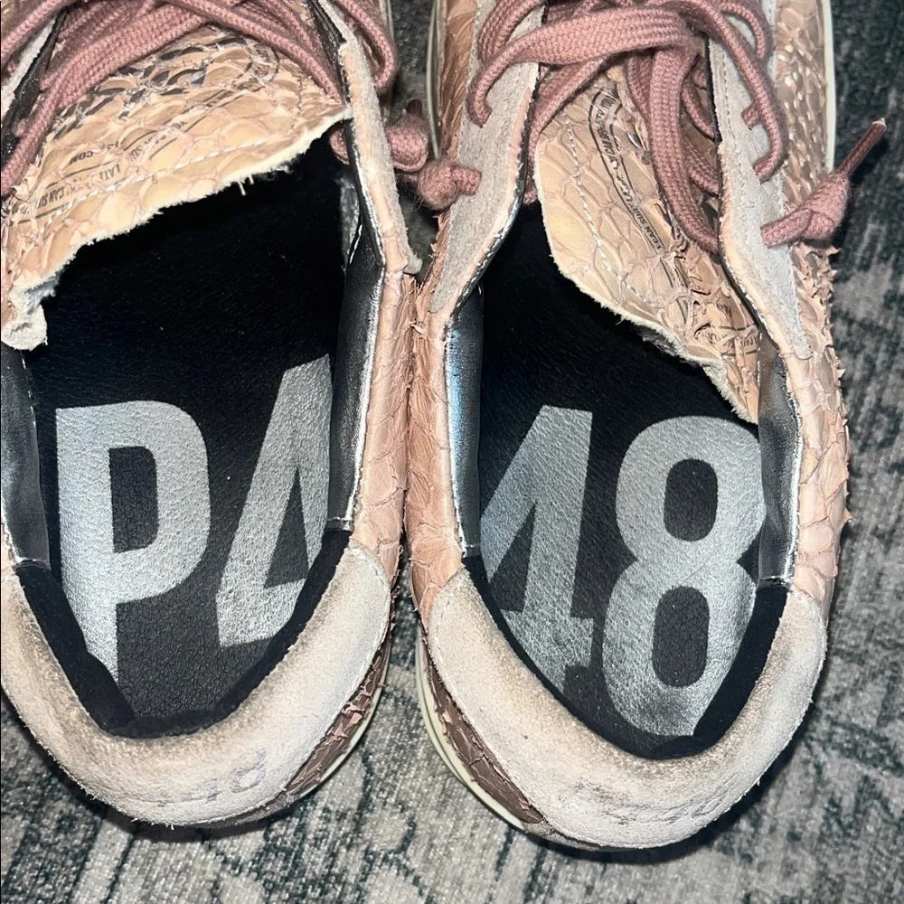 P448 women’s John Python sneakers size 36 US 6